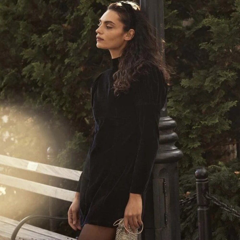 Doen Heirloom Chantilly Velvet Mini Dress in Black Size XS